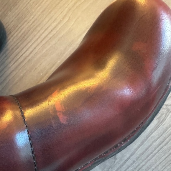 Lightly worn Dansko Professional Cordovan Cabrio Clog Size: 39 - Picture 4 of 6